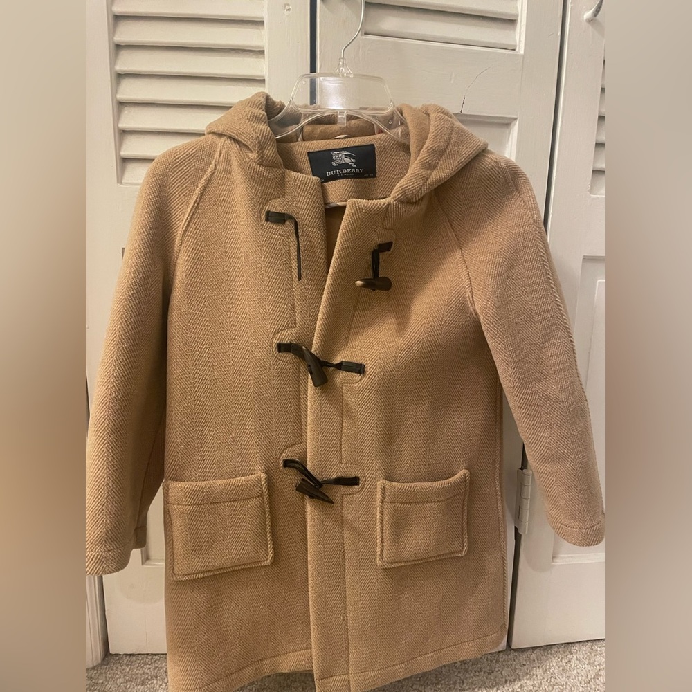 Burberry unisex toggle coat size 7/8 with hood, great condition